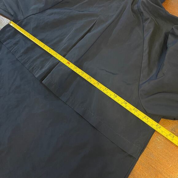 Banana Republic Water Resistant Scallop-Hem Jacket w/ Packable Hoodie Size M - Picture 7 of 8